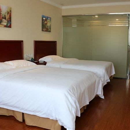Greentree Inn Shanghai Wild Zoo Dachuan Freeway Express Hotel Exterior photo