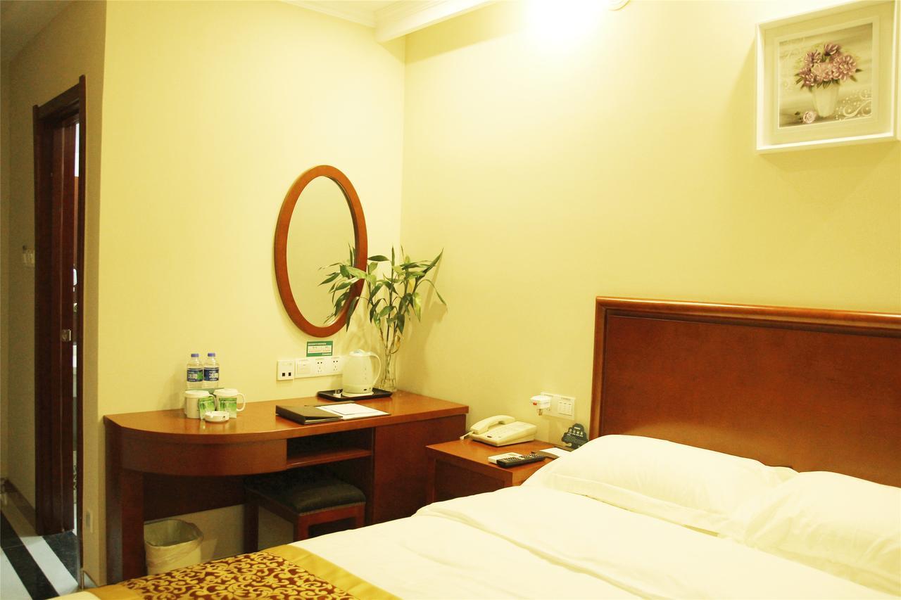 Greentree Inn Shanghai Wild Zoo Dachuan Freeway Express Hotel Exterior photo